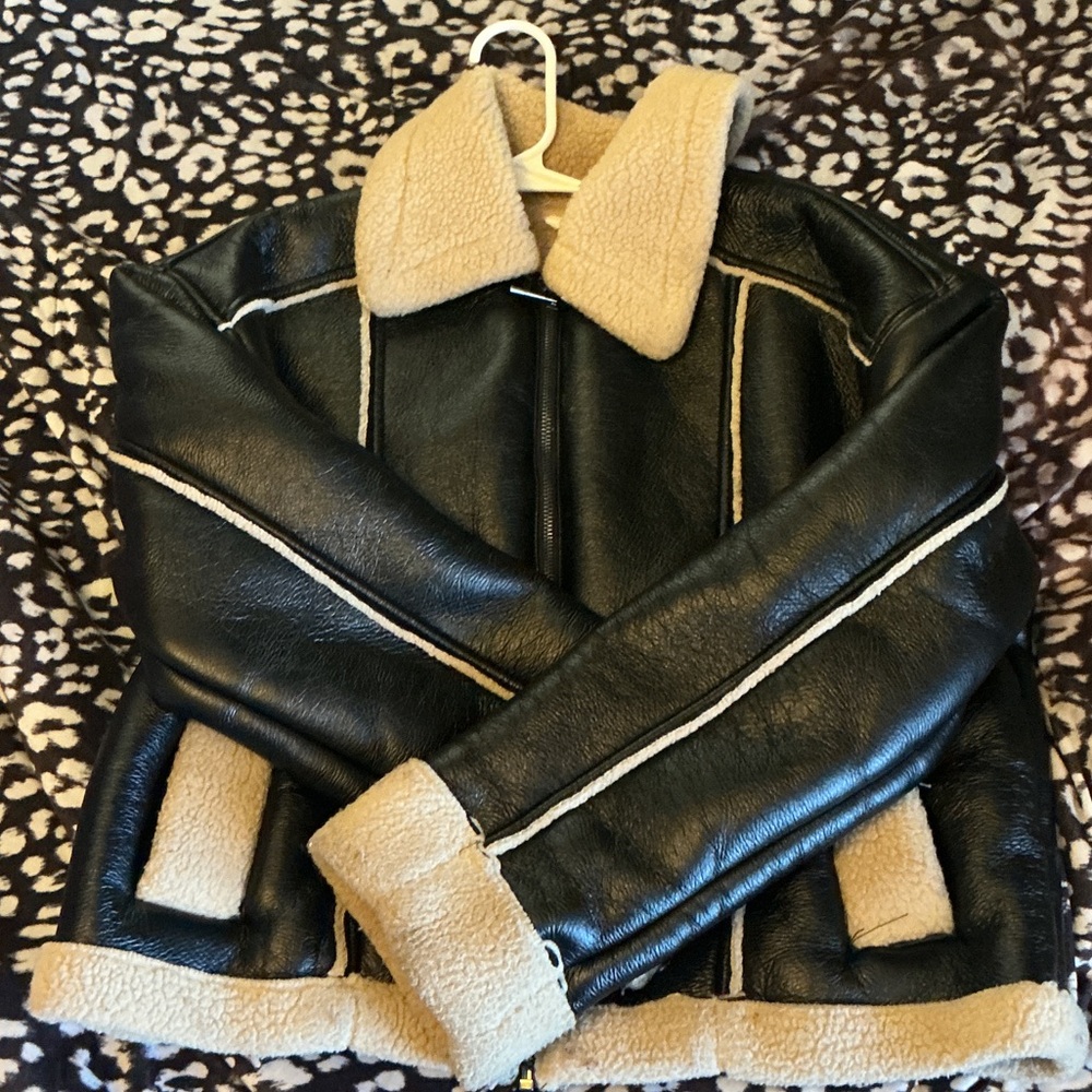 Shearling Lined Black and Cream Women's Jacket - Picture 6 of 6